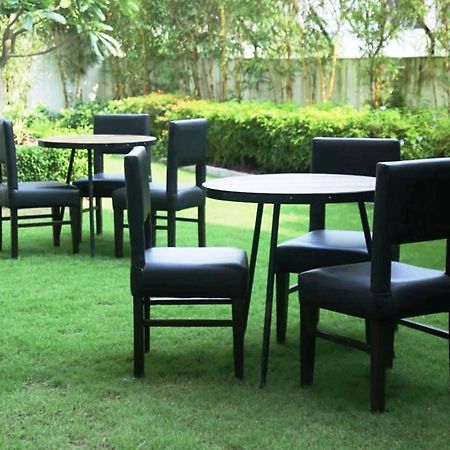 Hotel Citi Inn Grande Zirakpur Esterno foto