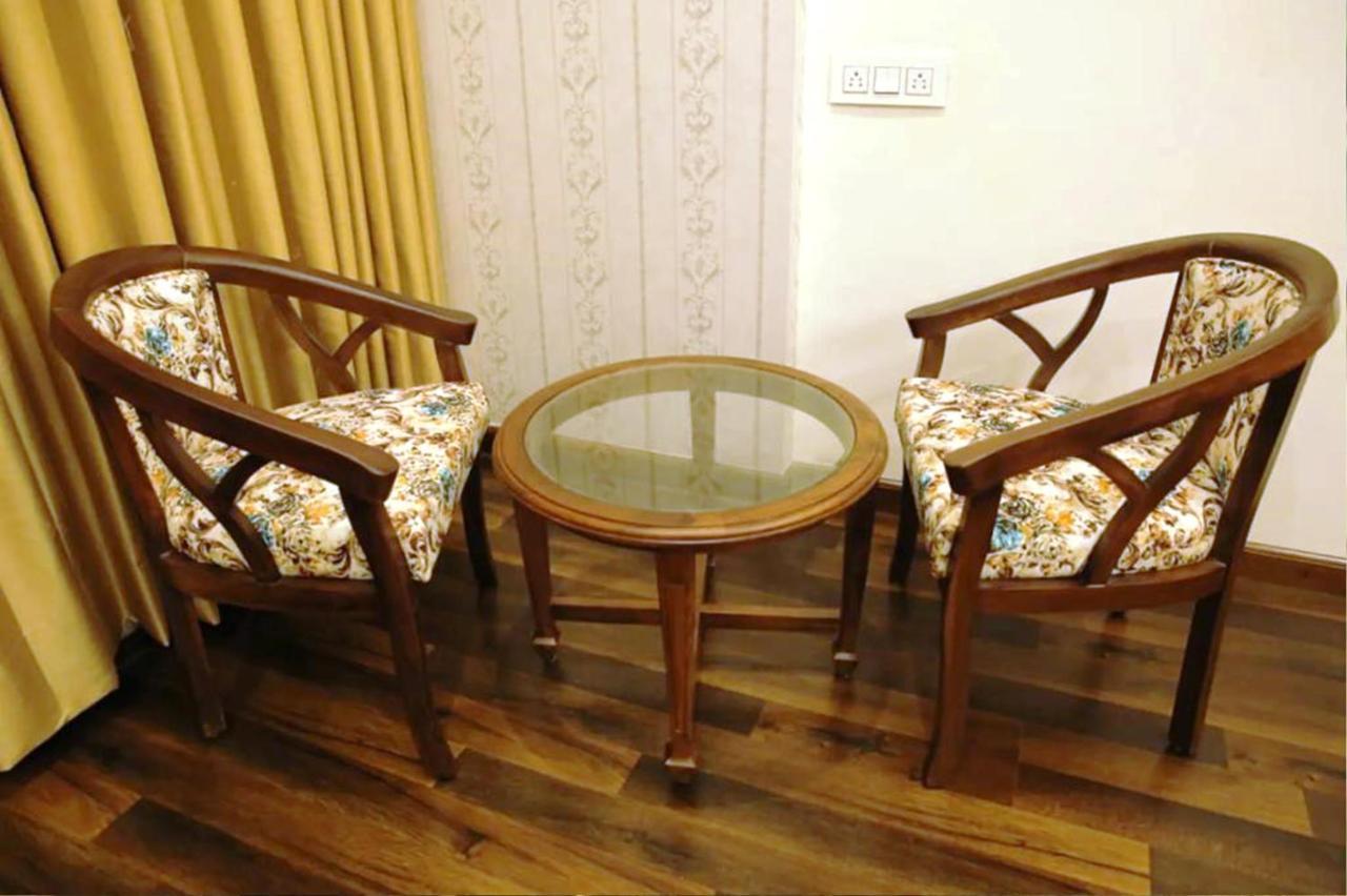 Hotel Citi Inn Grande Zirakpur Esterno foto