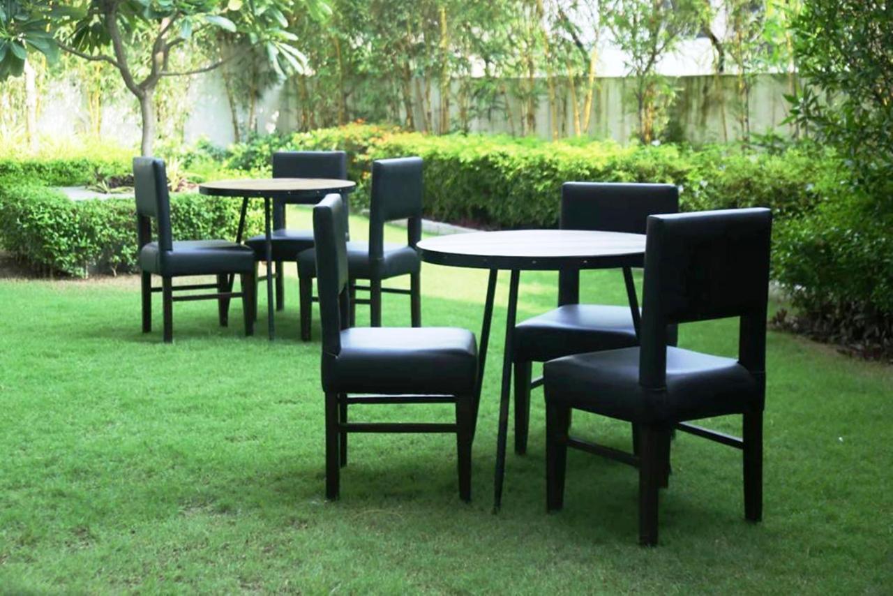 Hotel Citi Inn Grande Zirakpur Esterno foto